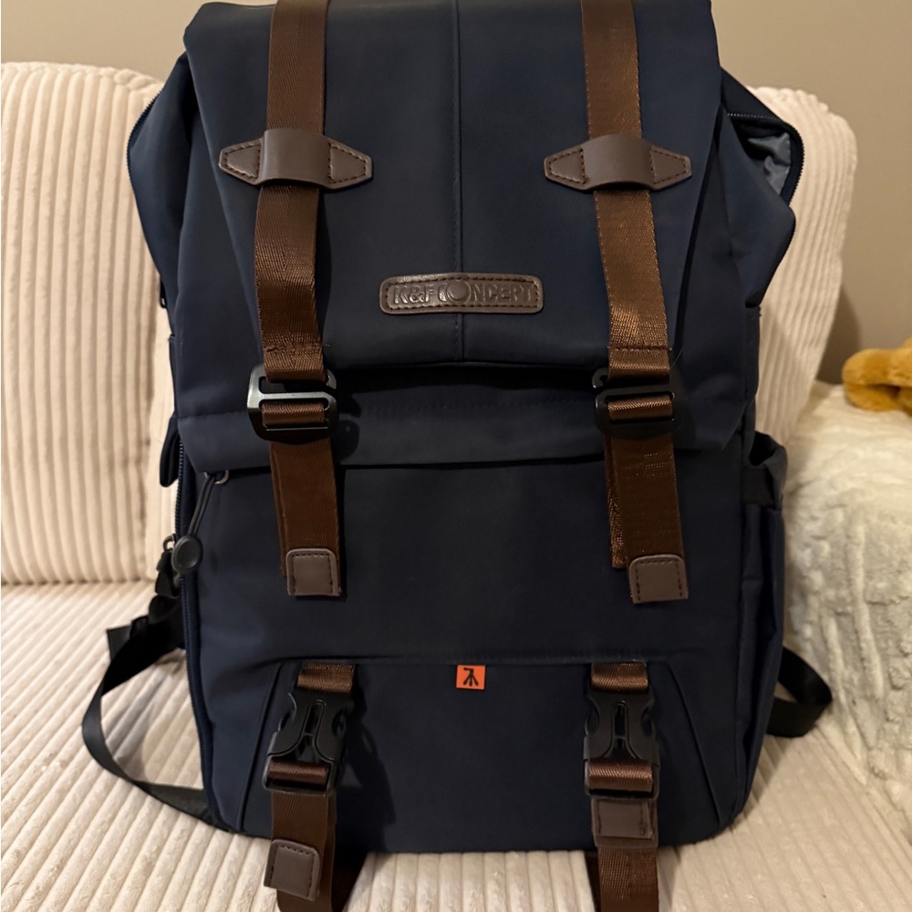 K&F waterproof camera bag with compartment for laptop or tablet